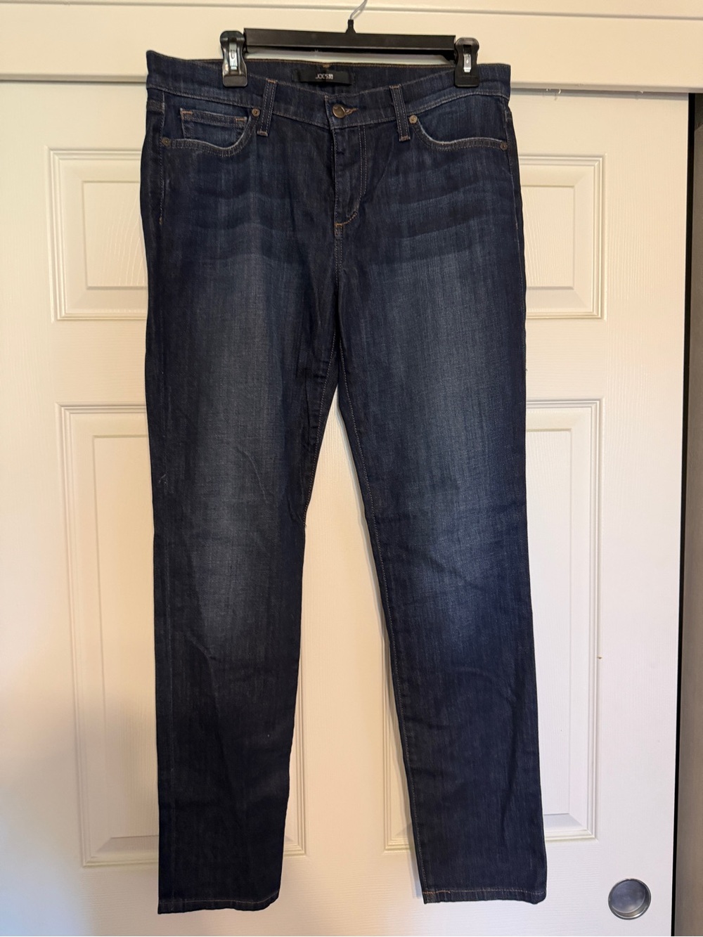 Joe’s Jeans Straight let fit
